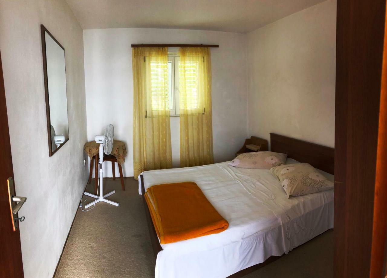 Apartmani Zorka Podstrana Exterior photo